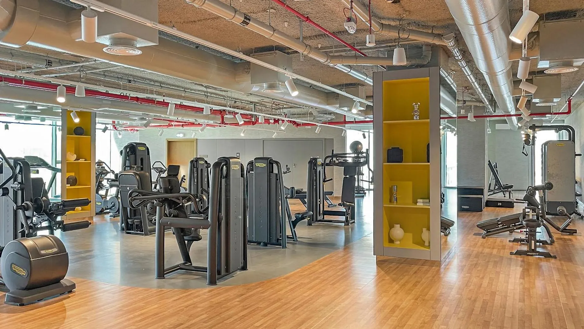 Spacious 2 Bdr With Unobstructed Burj Khalifa Views -Downtown Dubai